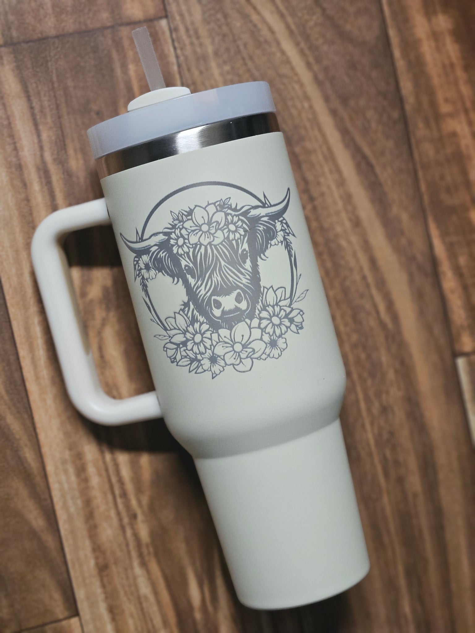 40oz Tumbler - Highland Cow Floral Ring