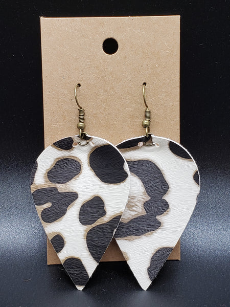 Petal Earrings - Leopard