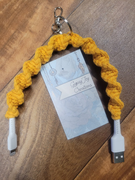 Macrame charger keychain (iPhone)